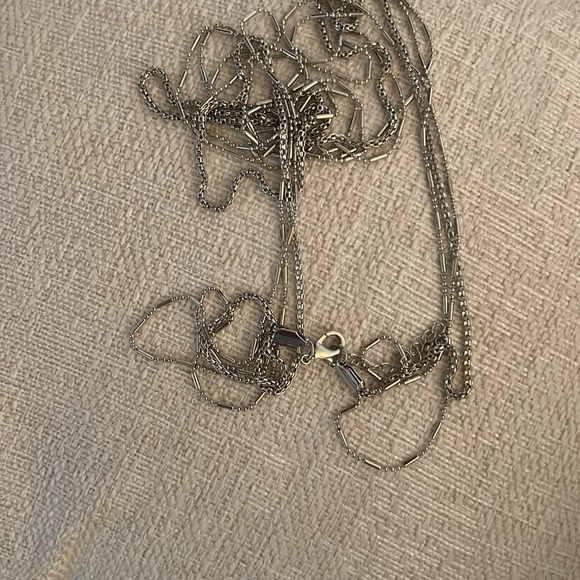 Beautiful long necklace - Picture 4 of 4